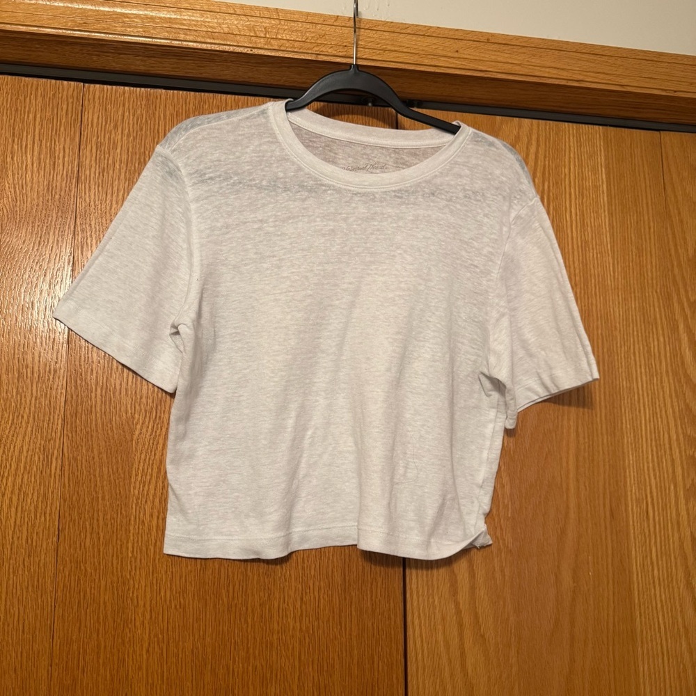 Universal Thread White Crop Top